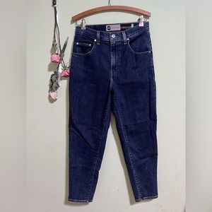 Levi’s Silver Tab Mom Jean High Waisted Dark Wash Size 28 EUC